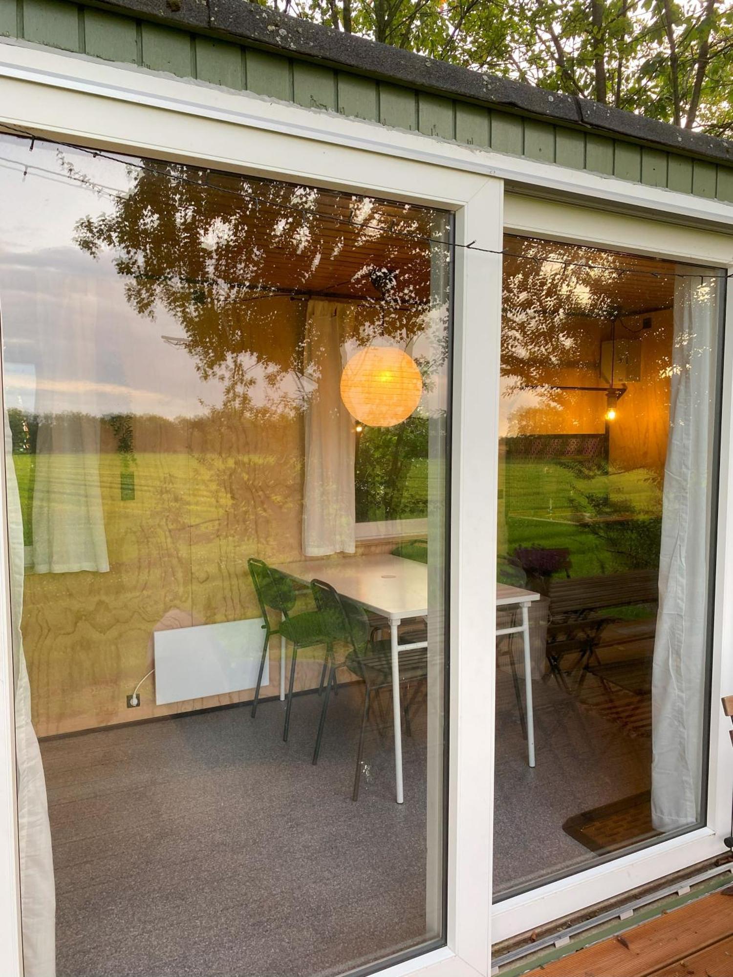 Kroghs Tiny Houses - Hyttebyen Grindsted Buitenkant foto